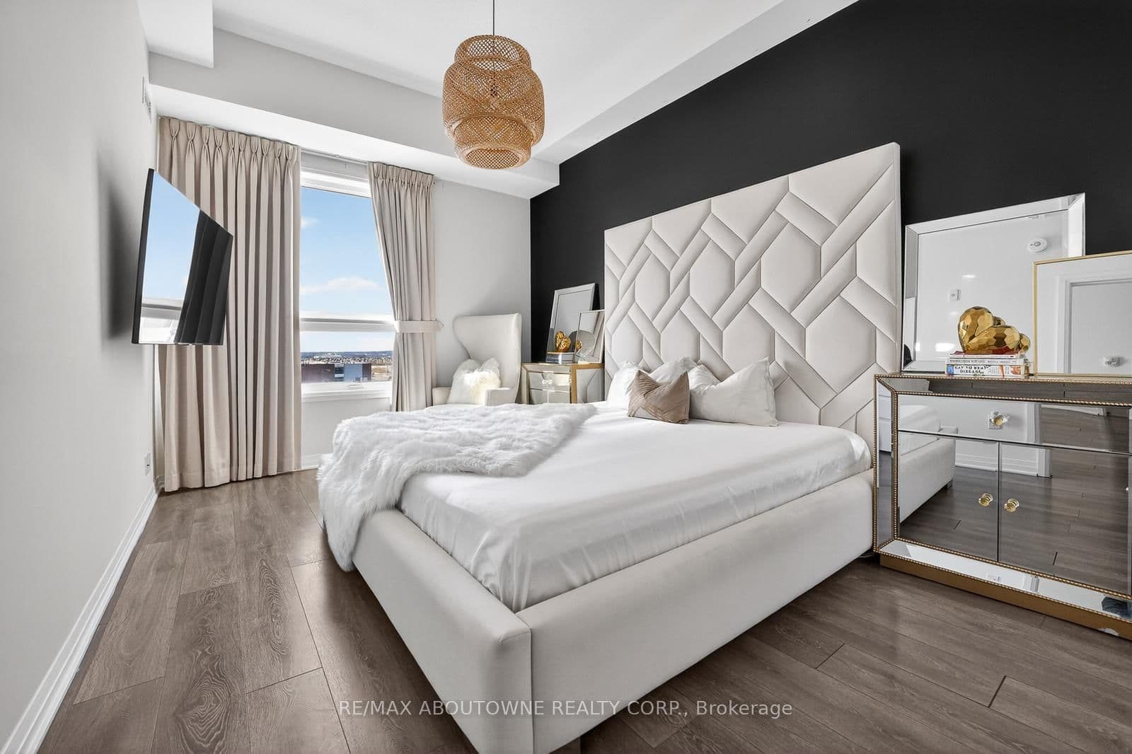 1105 LEGER Way, Unit 631 thumbnail 11