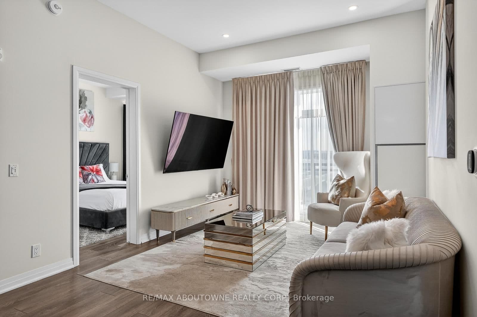 1105 LEGER Way, Unit 631 thumbnail 5