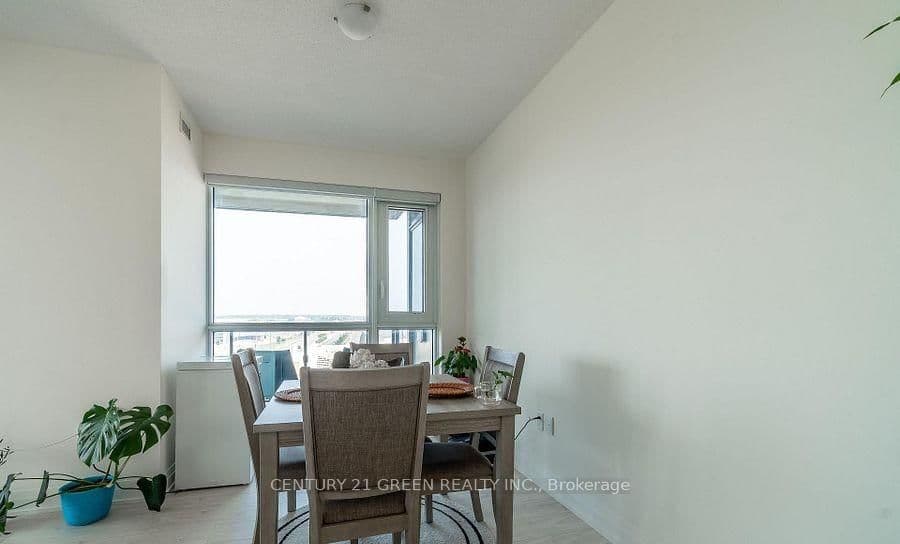 509 Dundas Street W, Unit 506 thumbnail 10