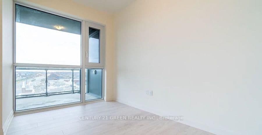 509 Dundas Street W, Unit 506 thumbnail 16