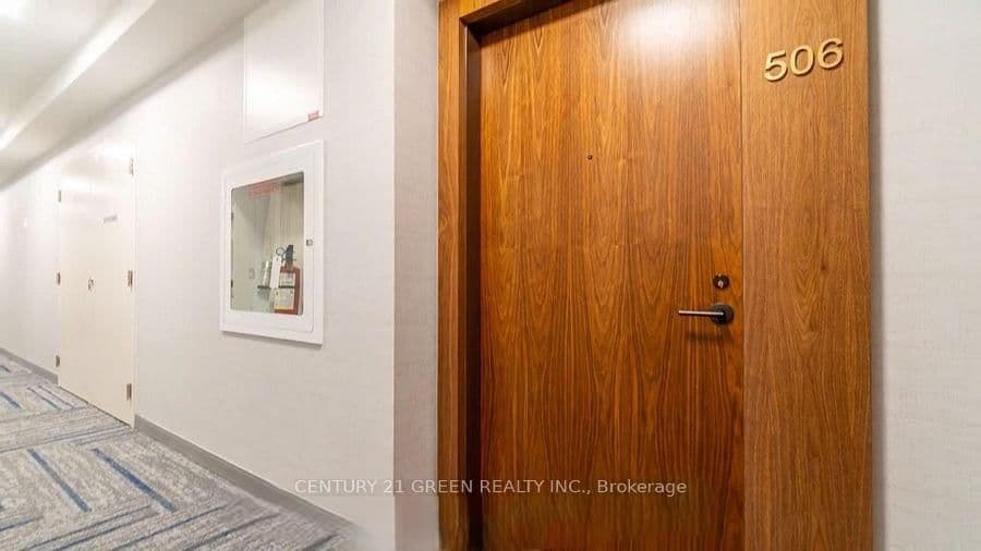 509 Dundas Street W, Unit 506 thumbnail 5