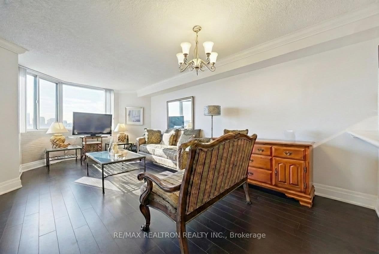 236 Albion Road, Unit 903 thumbnail 4