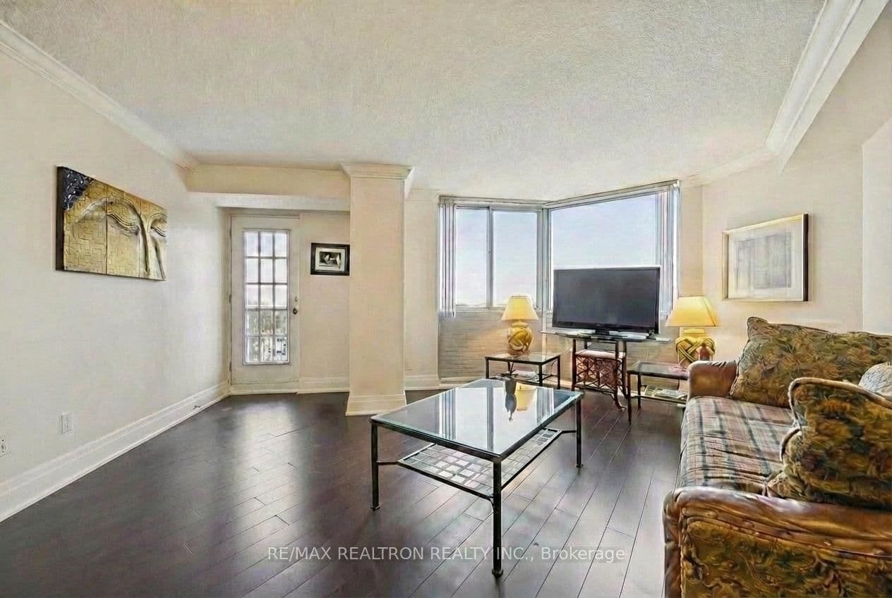 236 Albion Road, Unit 903 thumbnail 5