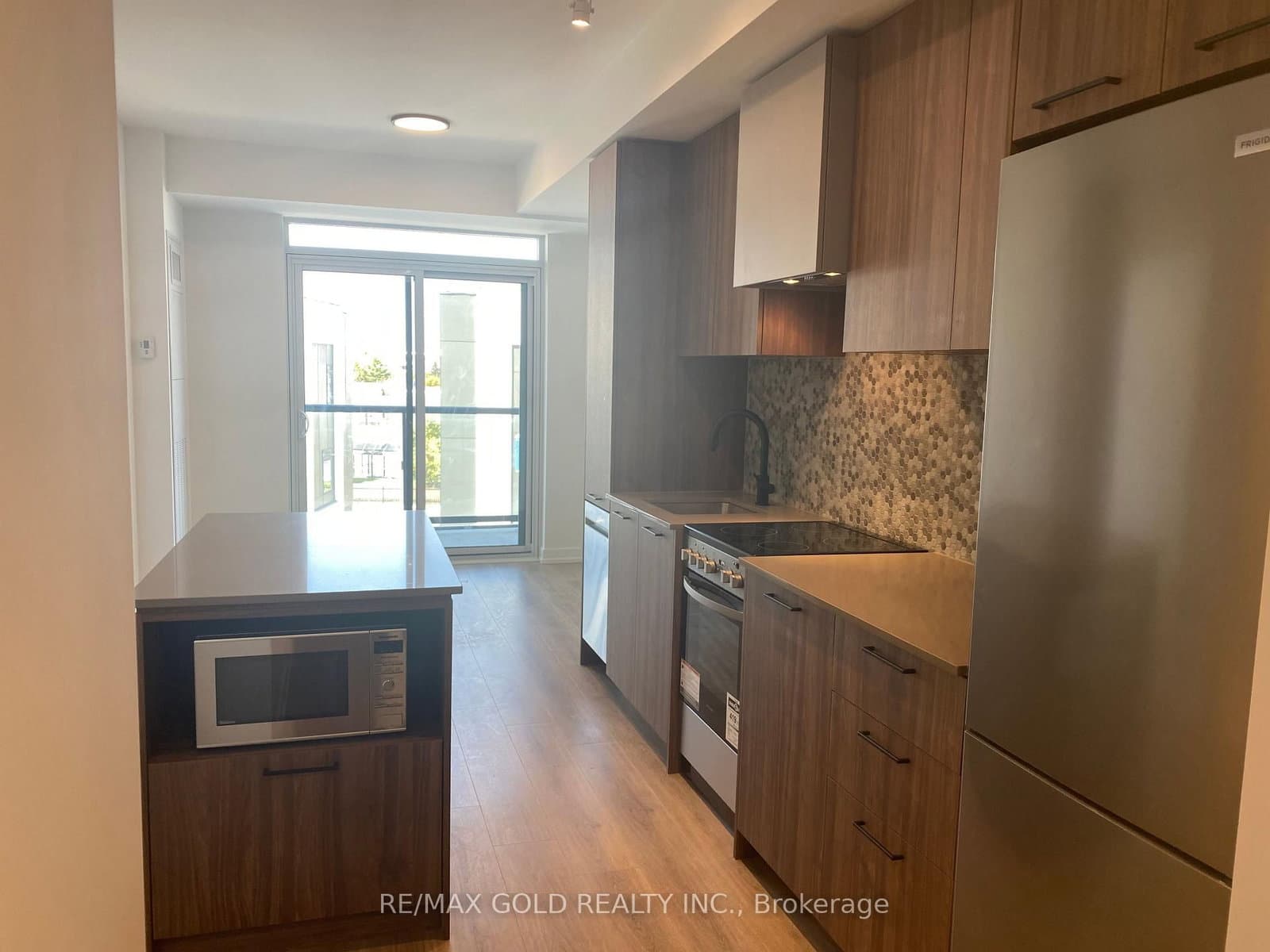 10 Lagerfeld Drive, Unit 301 thumbnail 33