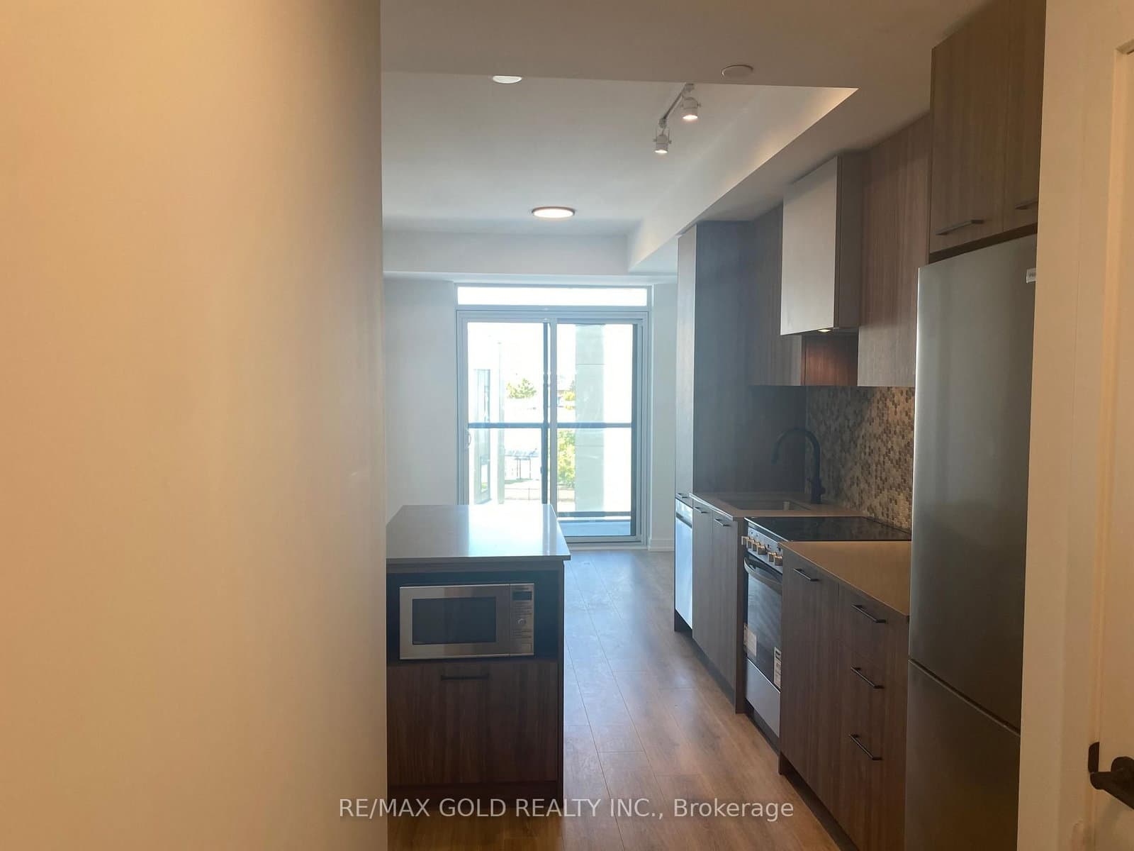 10 Lagerfeld Drive, Unit 301 thumbnail 47