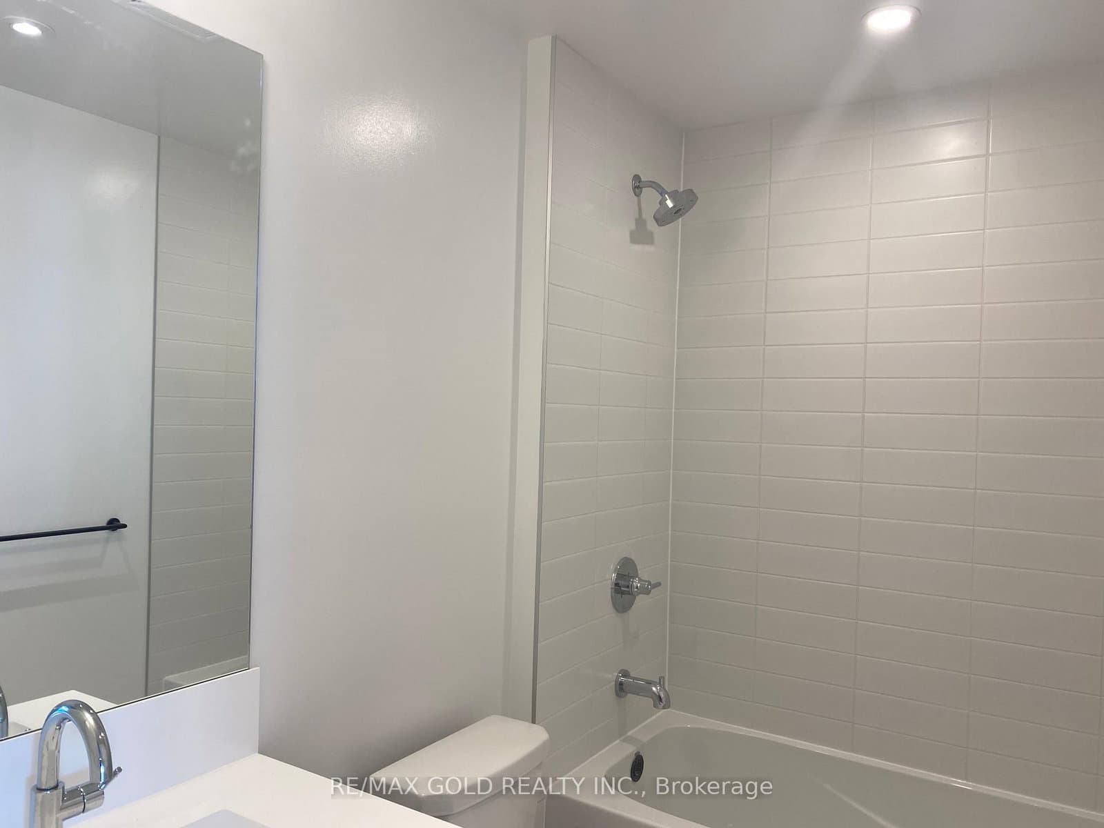 10 Lagerfeld Drive, Unit 301 thumbnail 10
