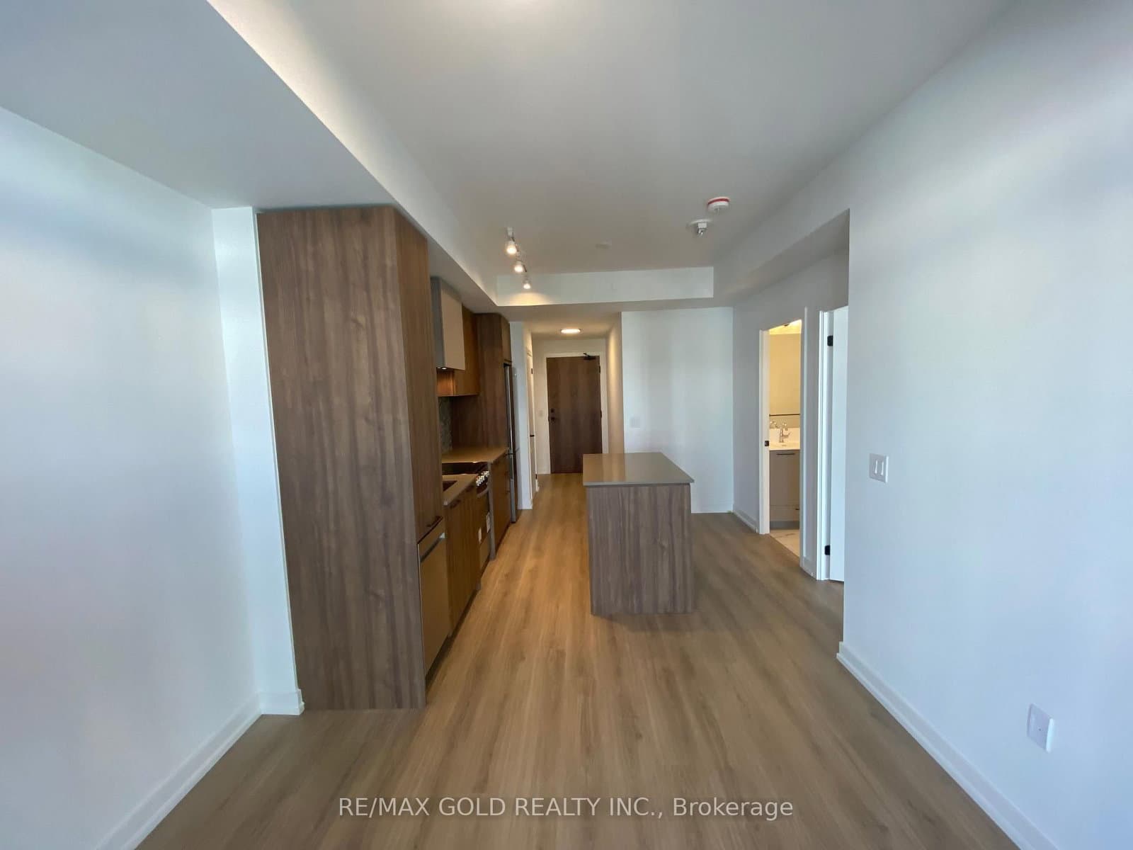 10 Lagerfeld Drive, Unit 301 thumbnail 25