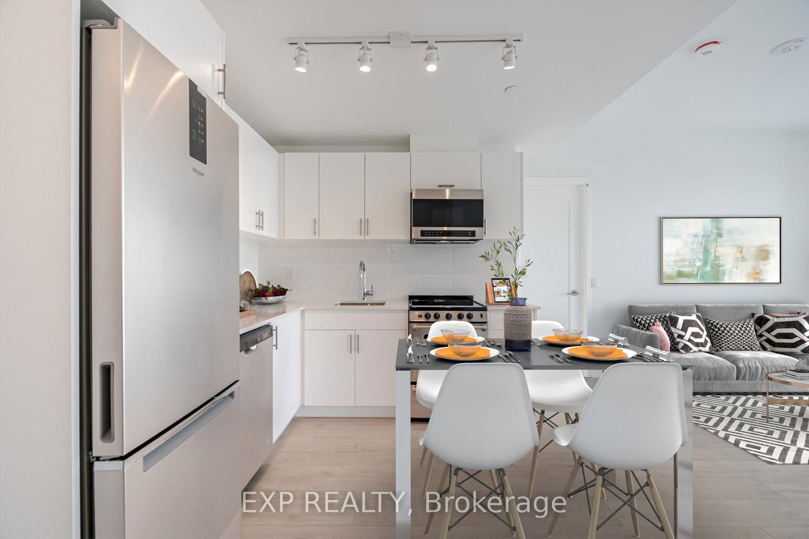 412 Silver Maple Road, Unit 405 thumbnail 2