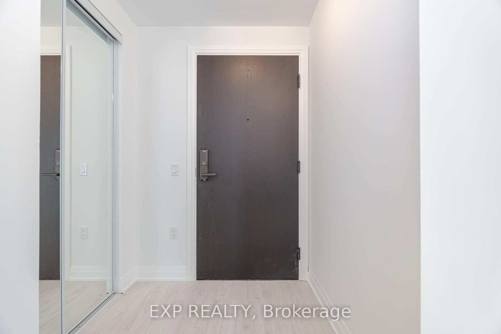 412 Silver Maple Road, Unit 405 thumbnail 28