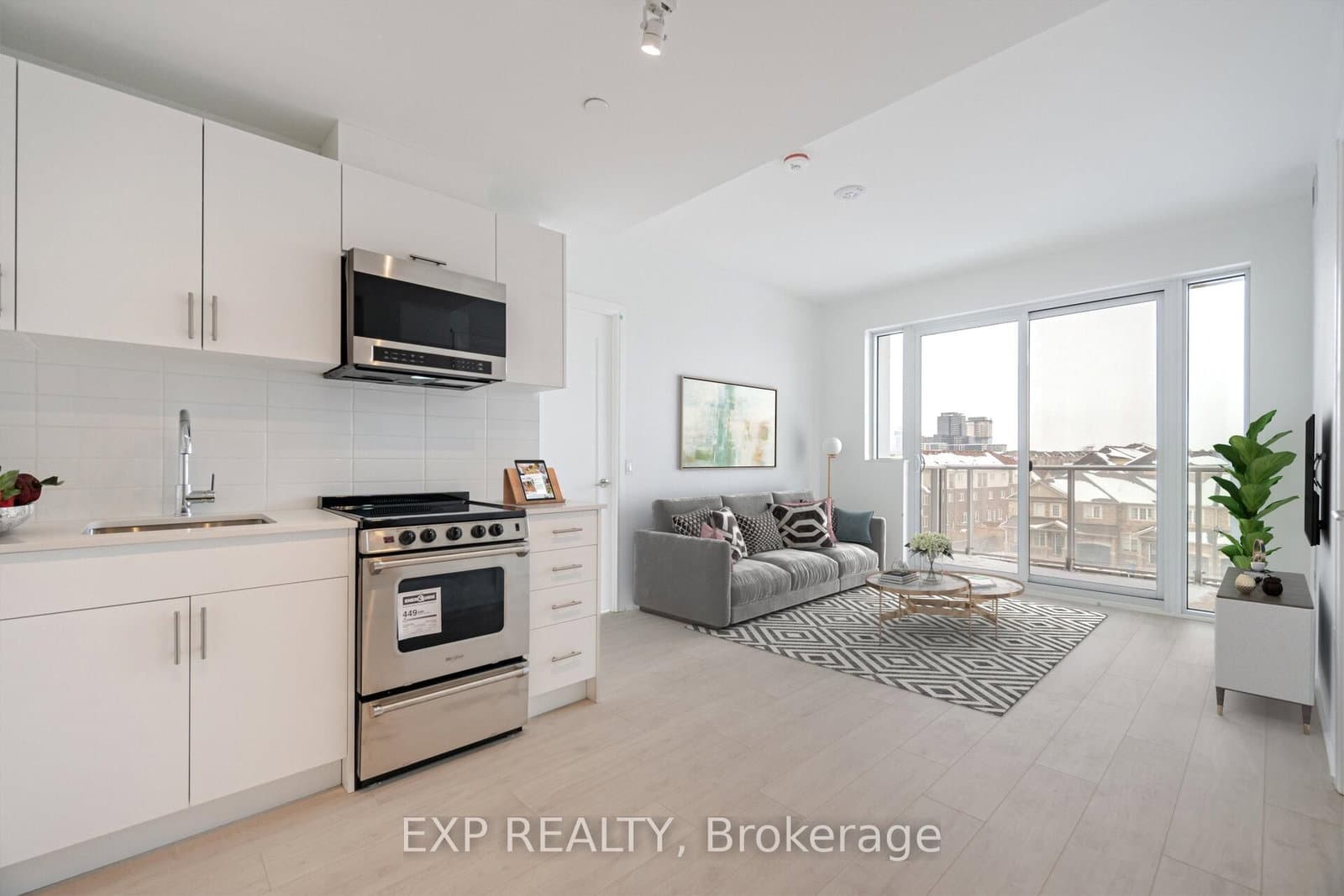412 Silver Maple Road, Unit 405 thumbnail 5