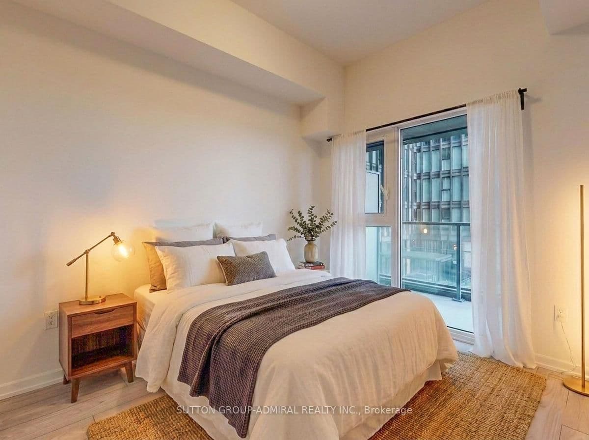 1285 DuPont Street, Unit 410 thumbnail 3