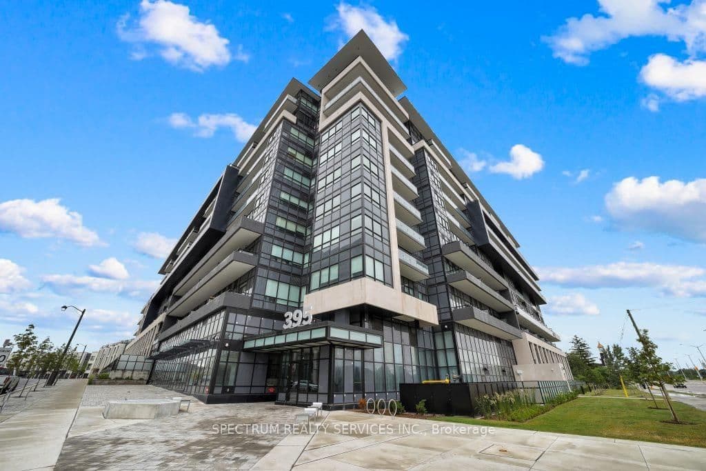 #119 - 395 Dundas Street W