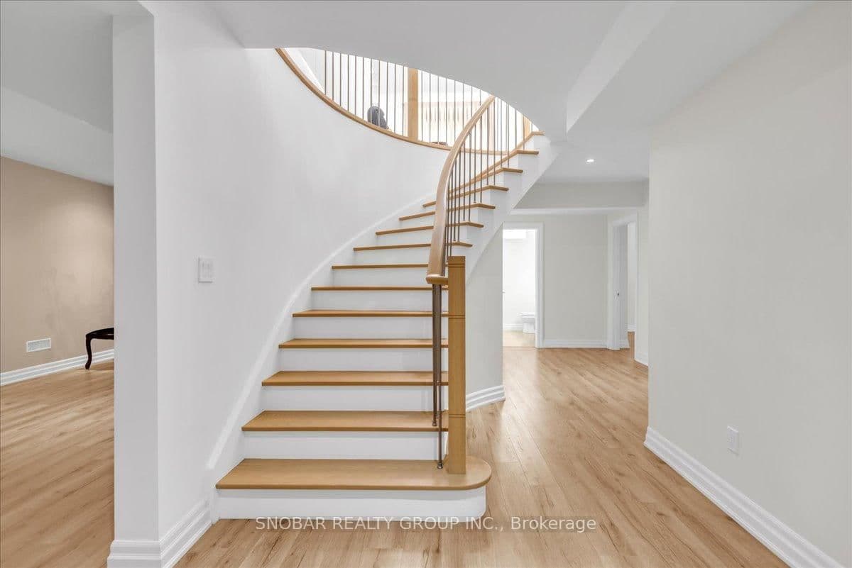 46 Poplar Avenue thumbnail 24