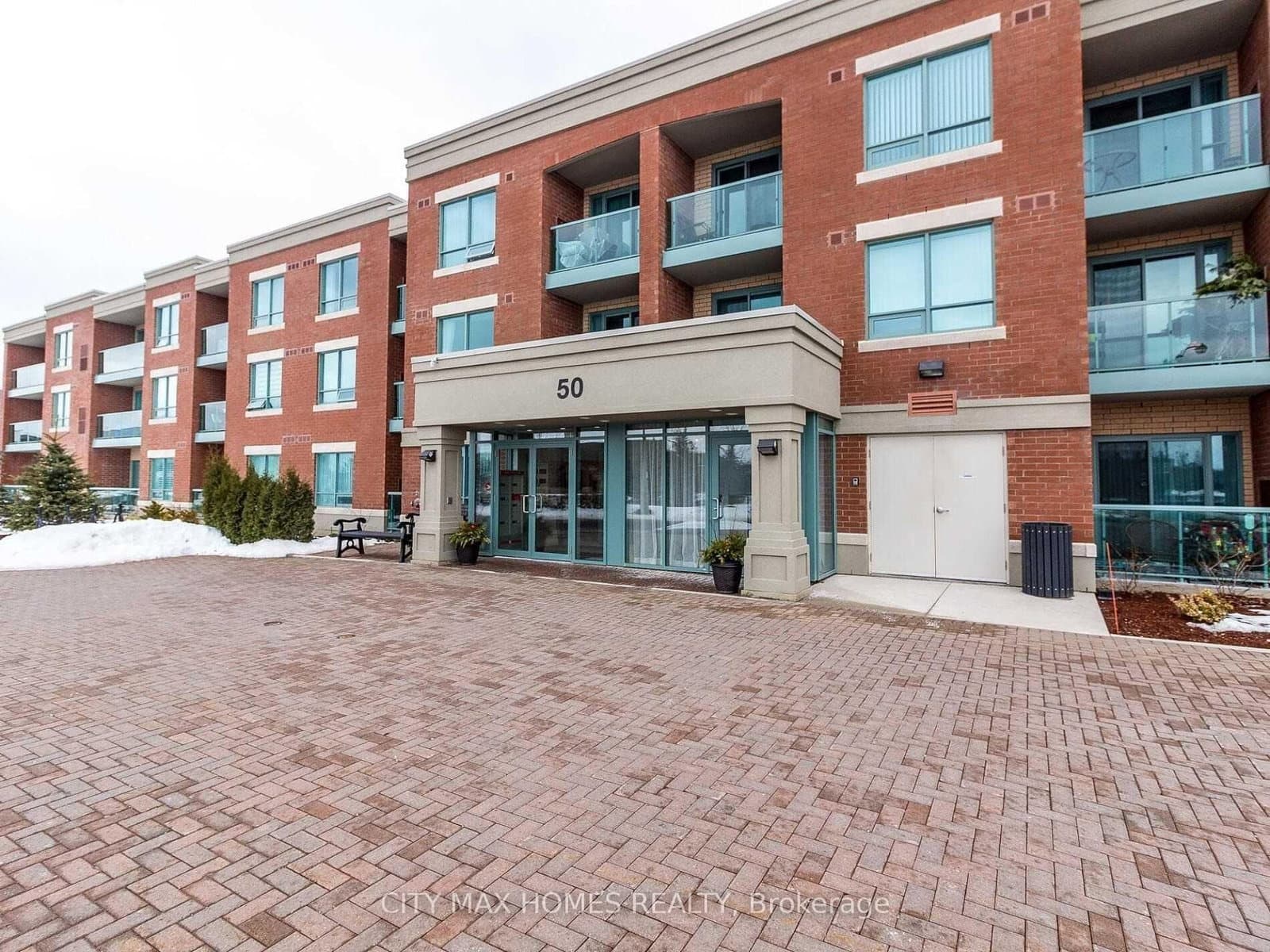 #116 - 50 Via Rosedale Way