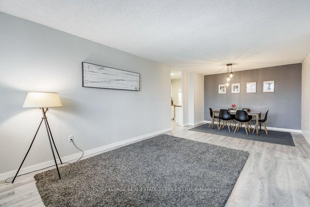 212 Kerr Street, Unit 601 thumbnail 12