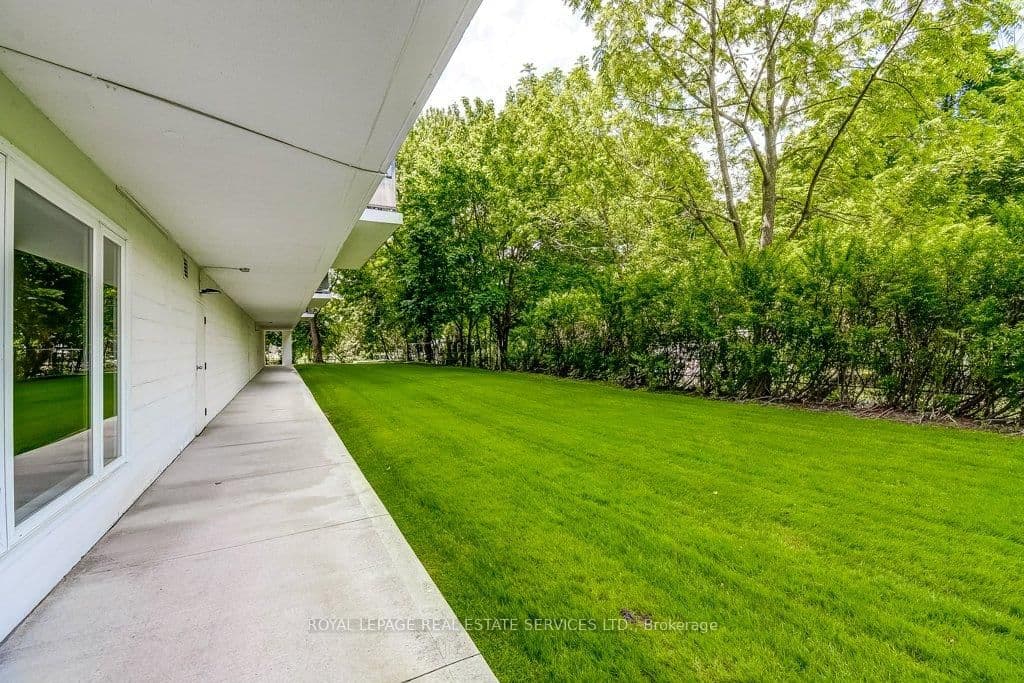 212 Kerr Street, Unit 601 thumbnail 42