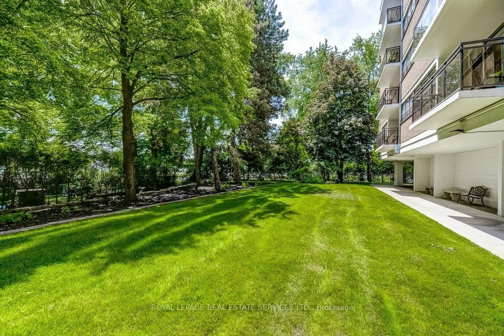 212 Kerr Street, Unit 601 thumbnail 43