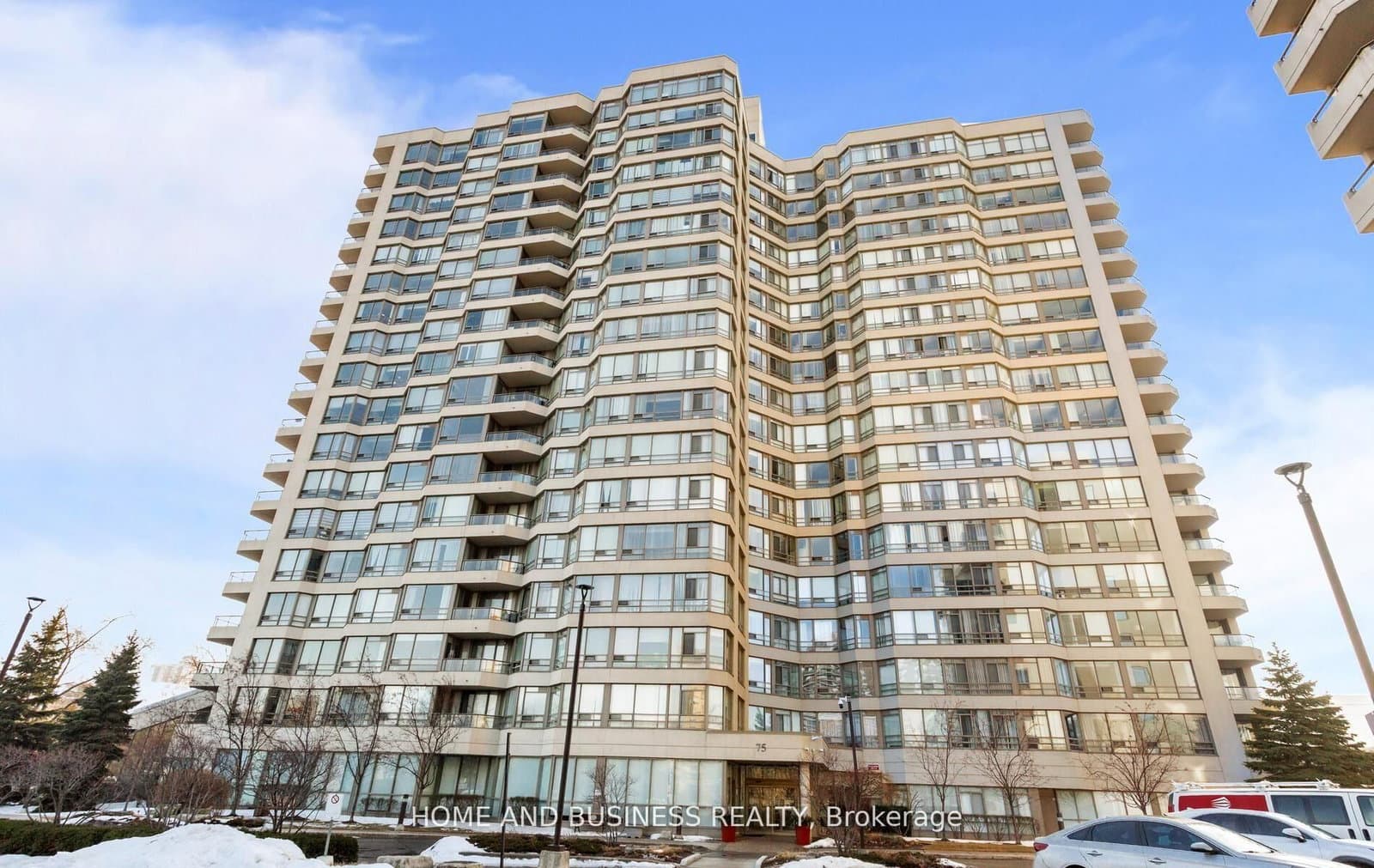 #706 - 75 King Street E