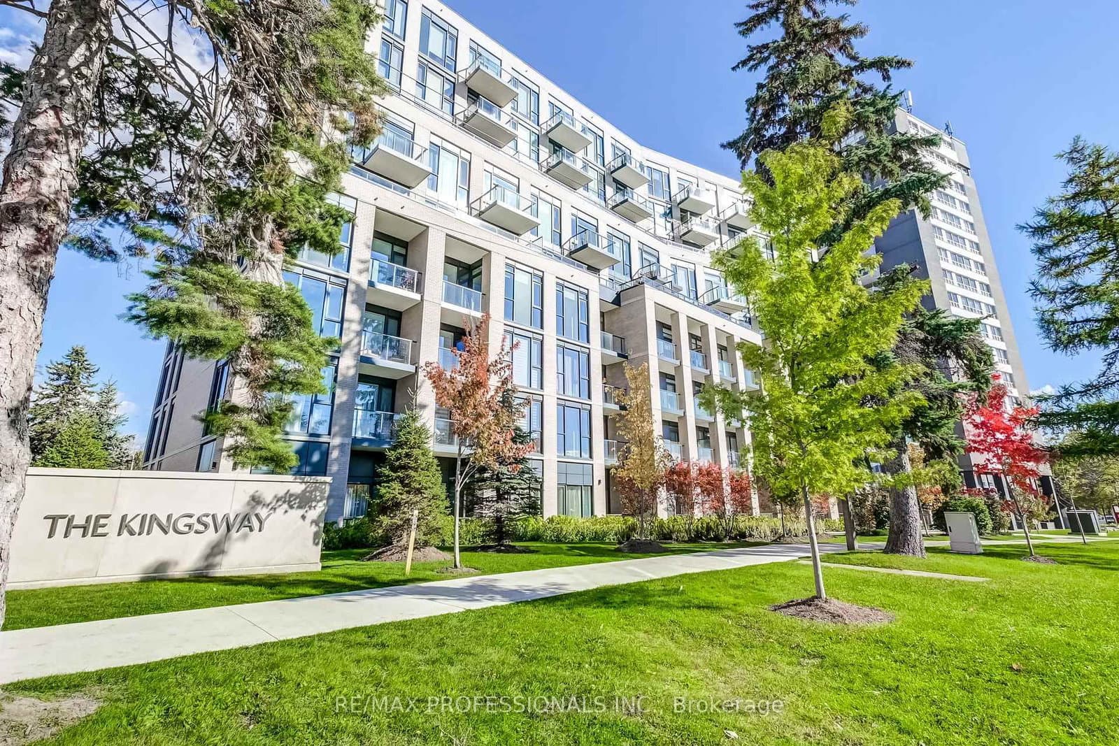 293 The Kingsway, Unit 223