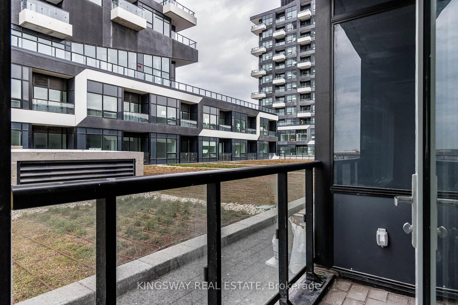 2485 Taunton Road, Unit 446 thumbnail 37
