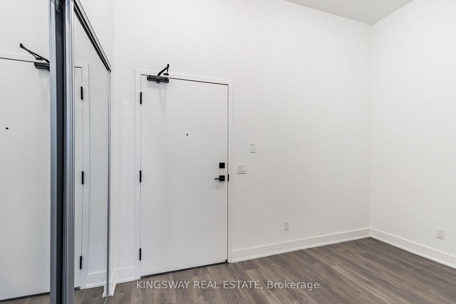 2485 Taunton Road, Unit 446 thumbnail 8