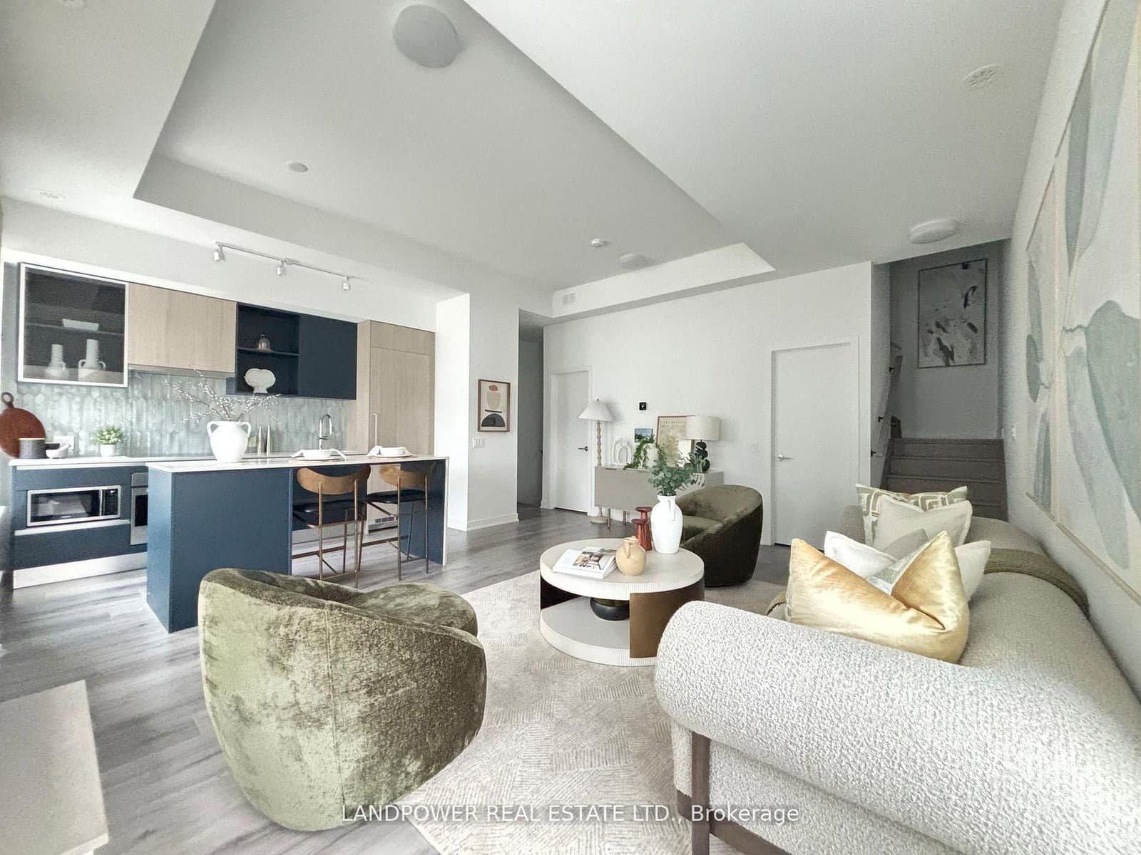 3010 Trailside Drive, Unit 157 thumbnail 2