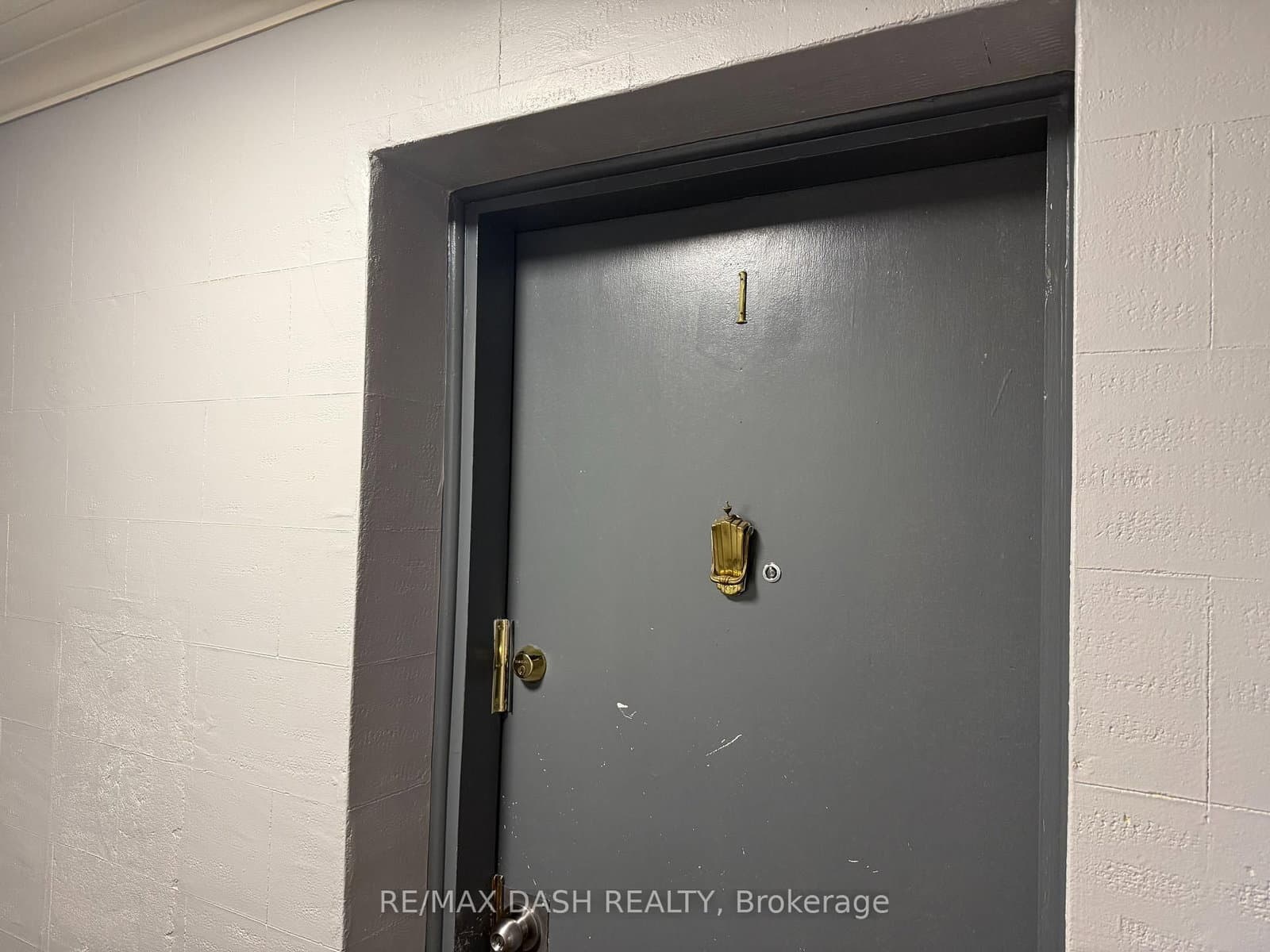 69 Old Mill Terrace, Unit 1 thumbnail 2