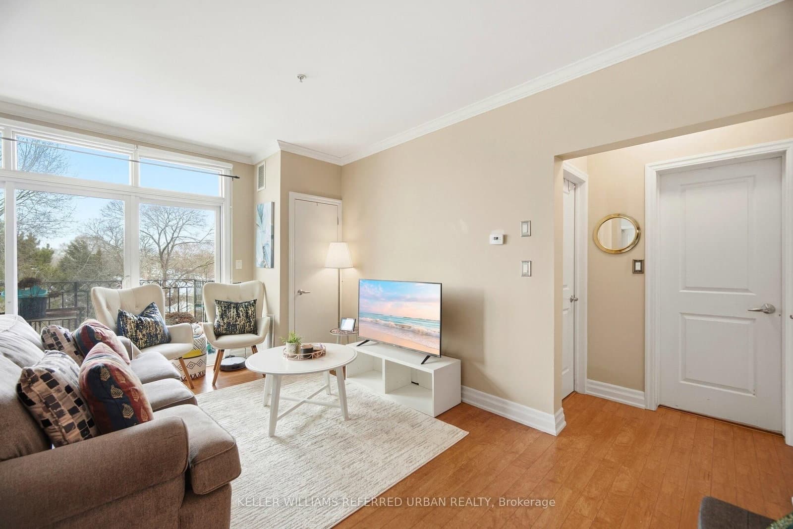 #305 - 459 Kerr Street