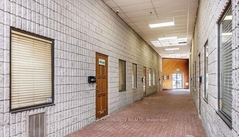 32 Goodmark Place, Unit 3 thumbnail 2