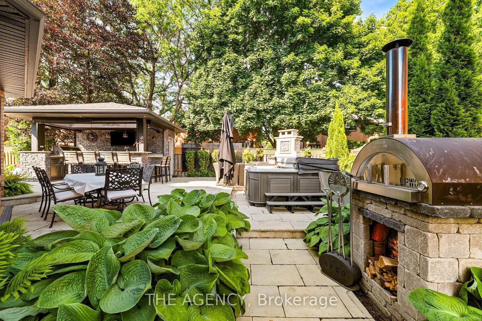 7 Stonegate Drive thumbnail 38