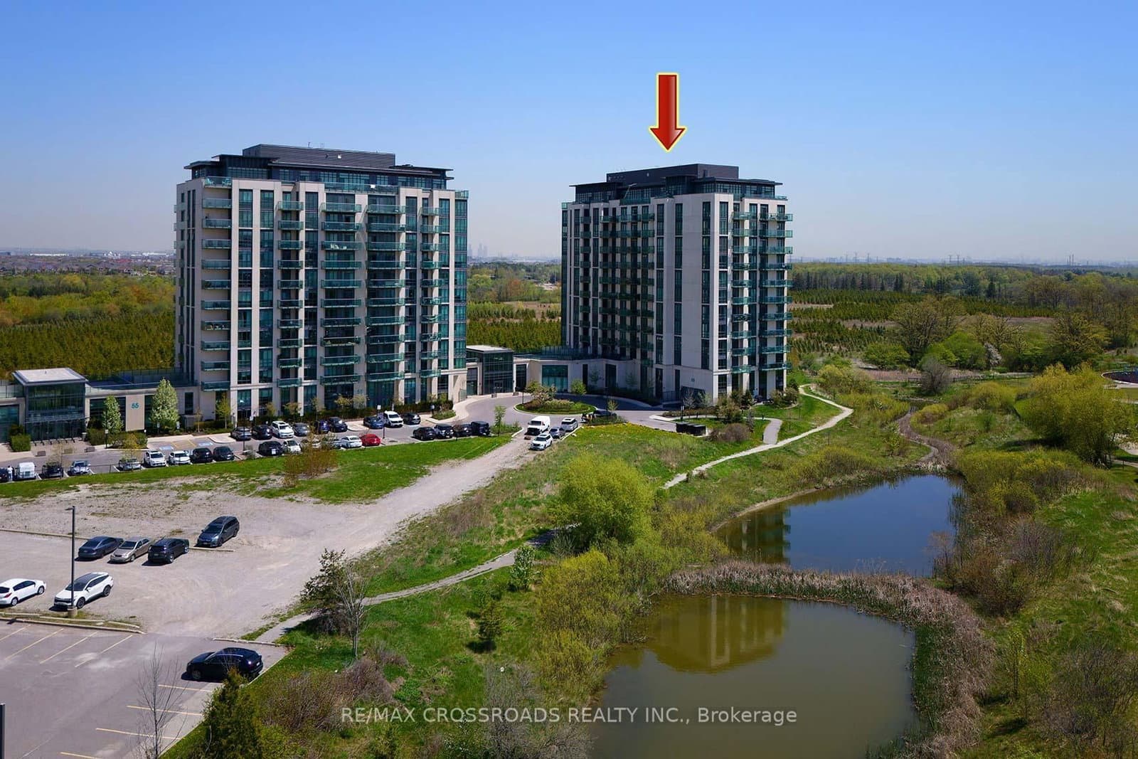 #206 - 65 Yorkland Boulevard