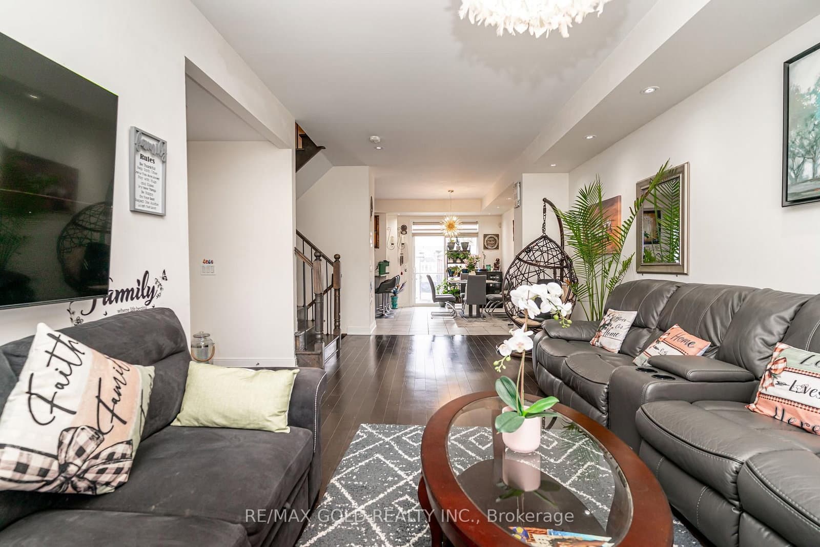 341 Veterans Drive thumbnail 16