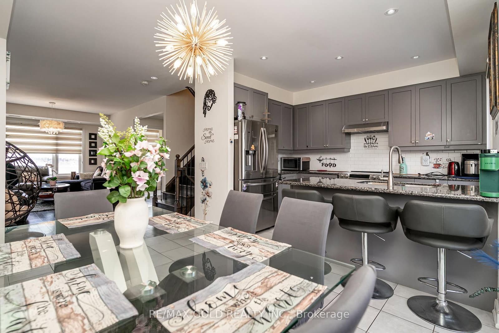 341 Veterans Drive thumbnail 19