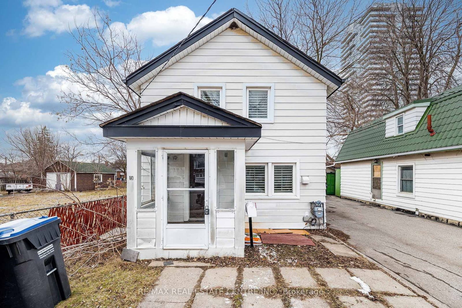 18 Hillcrest Avenue - Image 1