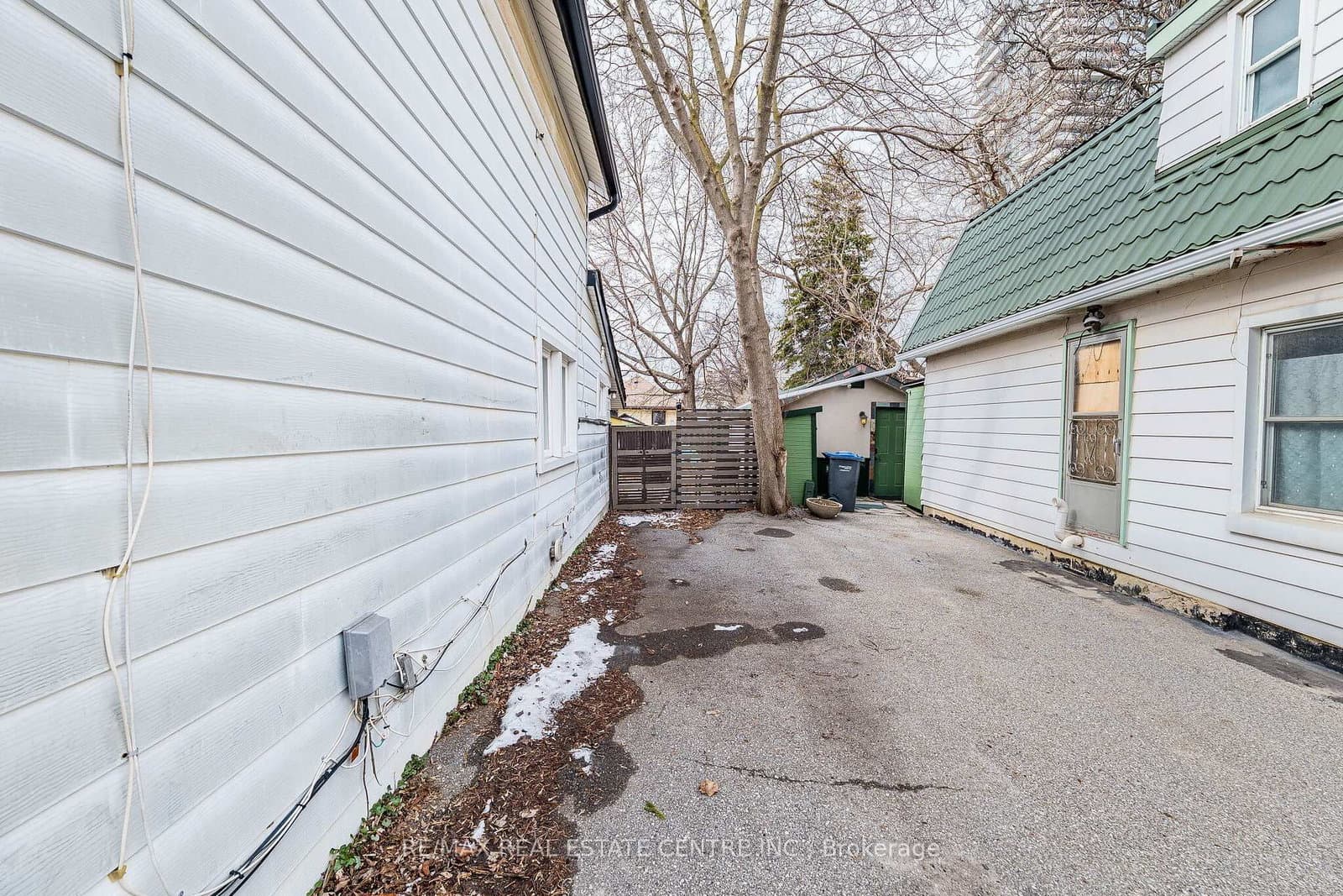 18 Hillcrest Avenue thumbnail 34