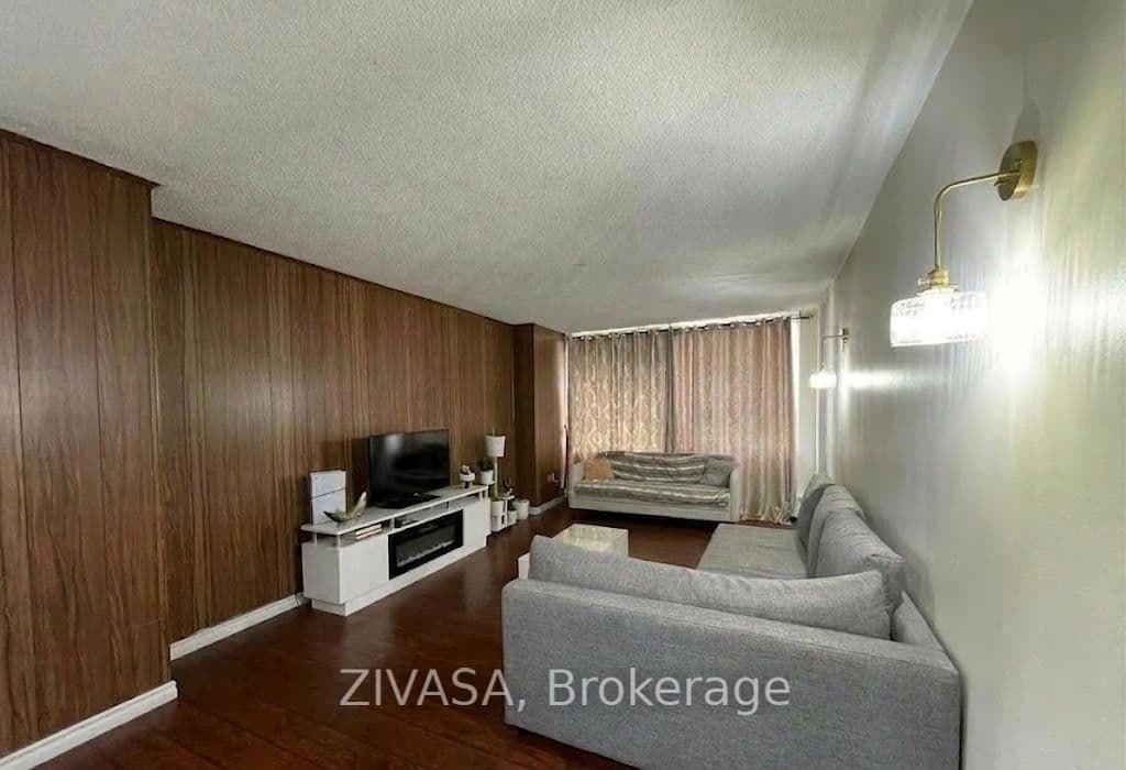 #113 - 320 Dixon Road