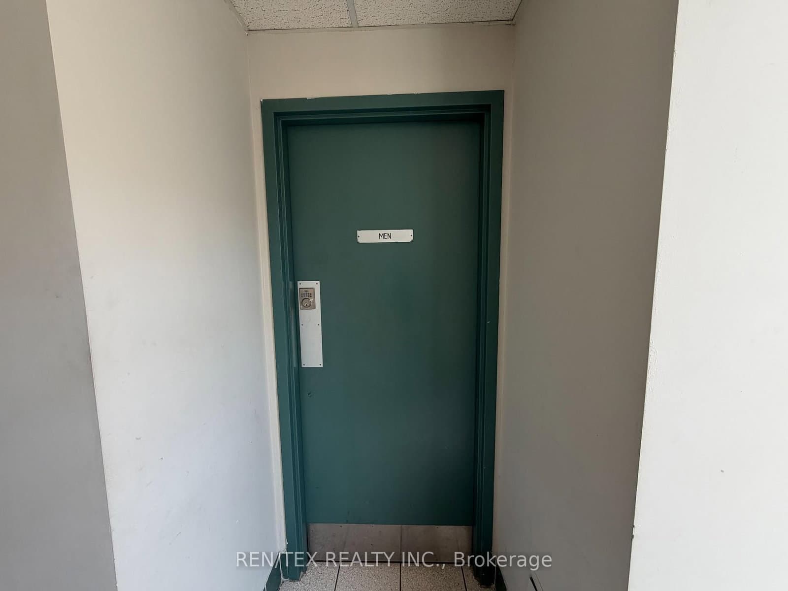 3427 Derry Rd E, Unit 202 thumbnail 5