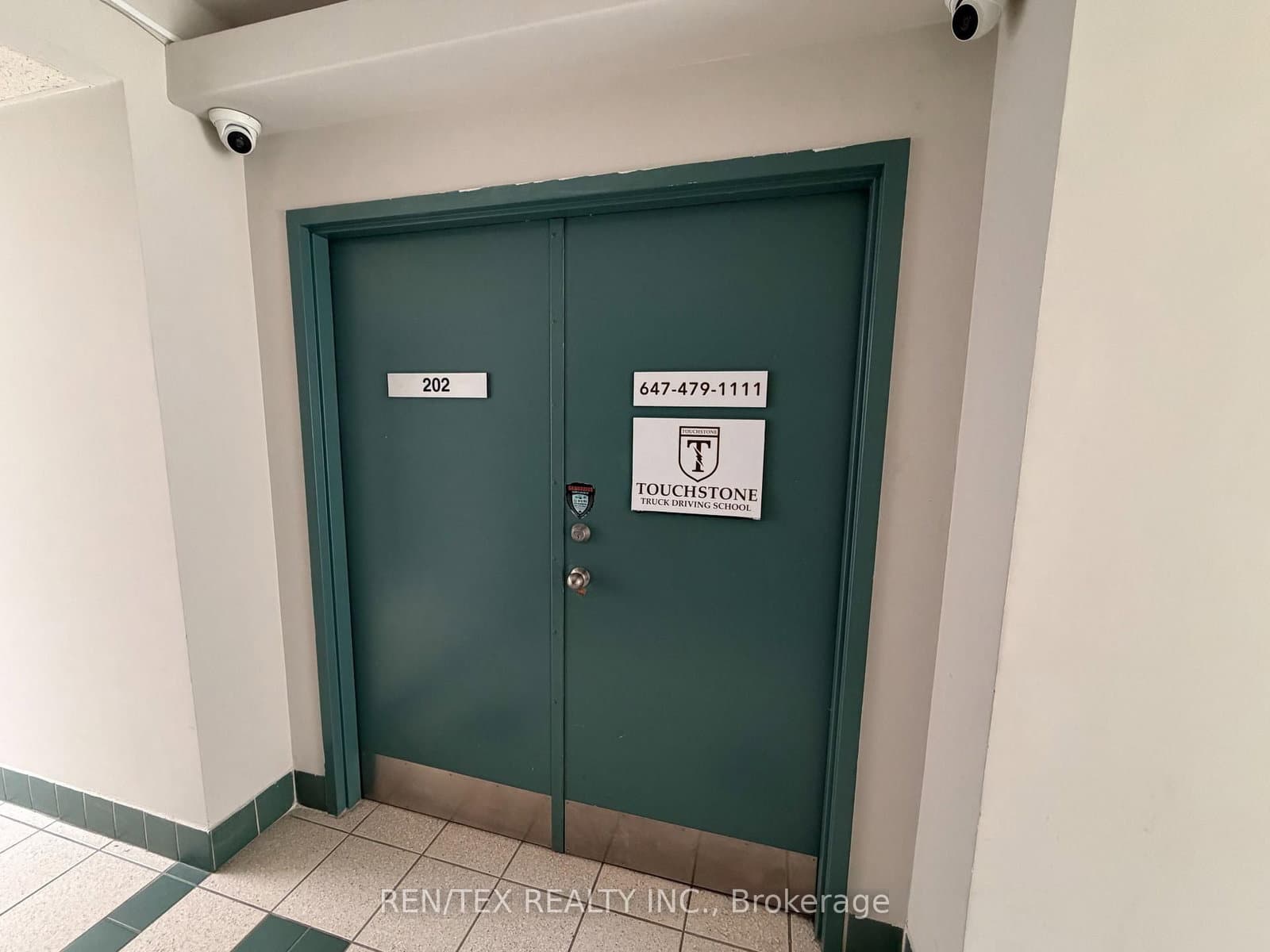 3427 Derry Rd E, Unit 202 thumbnail 7