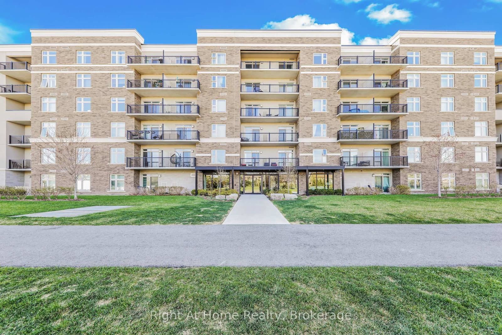 610 Farmstead Drive, Unit 307 - Image 1