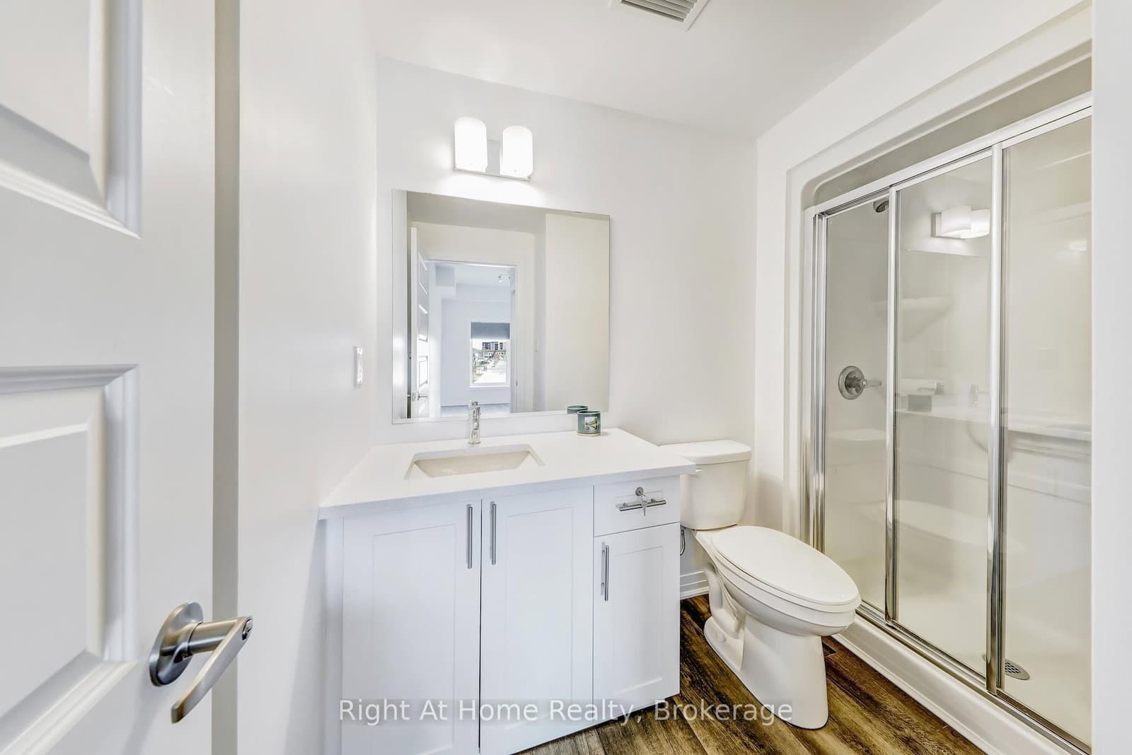 610 Farmstead Drive, Unit 307 thumbnail 22