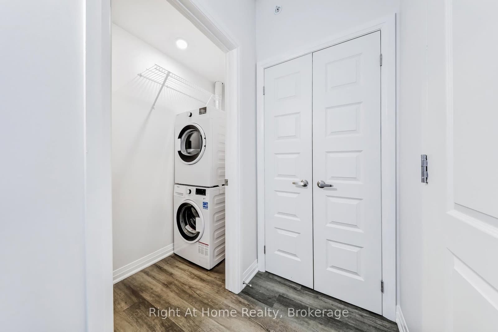 610 Farmstead Drive, Unit 307 thumbnail 4