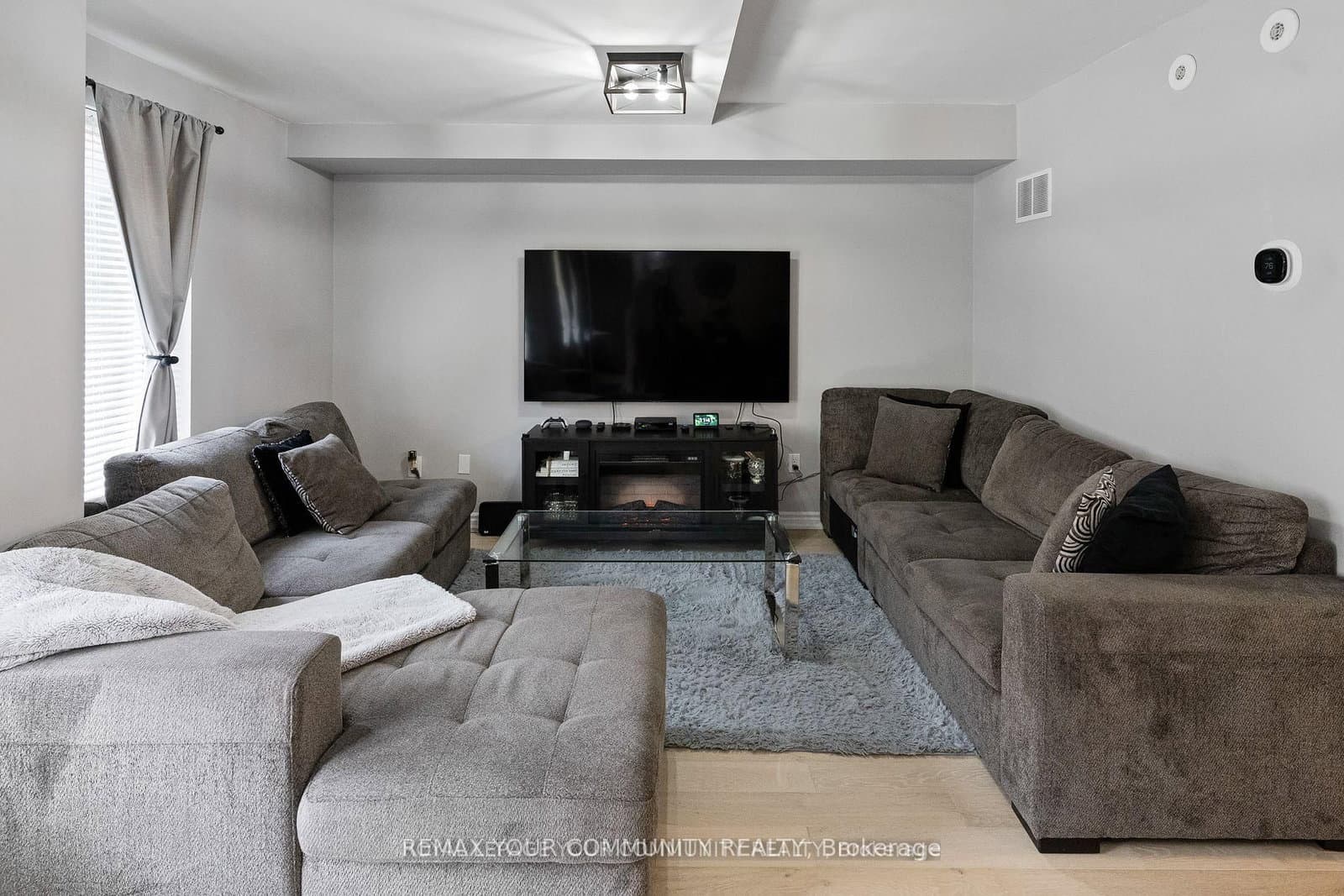 55 George Appleton Way, Unit 1035 thumbnail 7