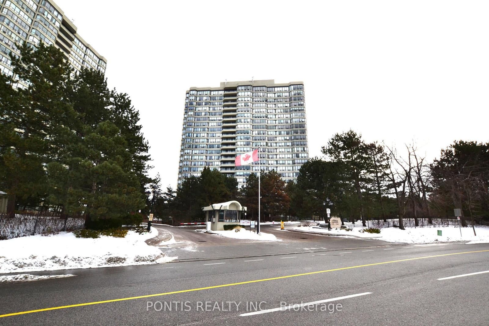 #1008 - 24 HANOVER Road