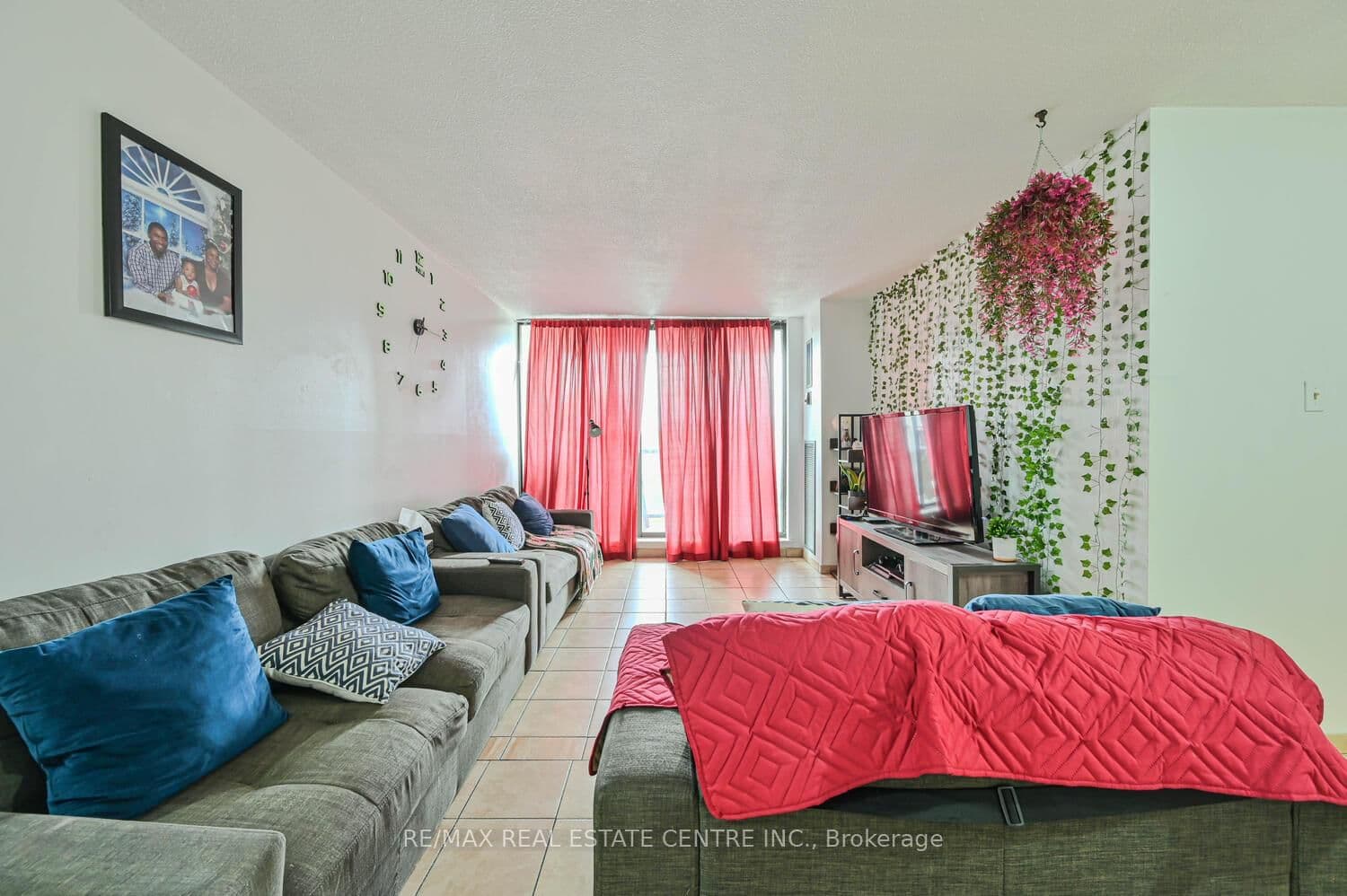 21 Knightsbridge Road, Unit 403 thumbnail 10