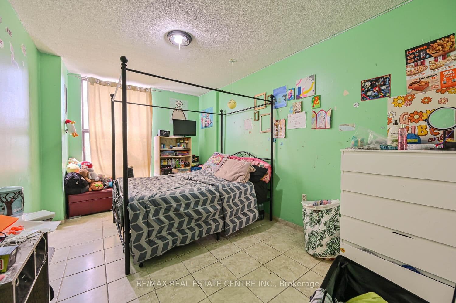 21 Knightsbridge Road, Unit 403 thumbnail 22