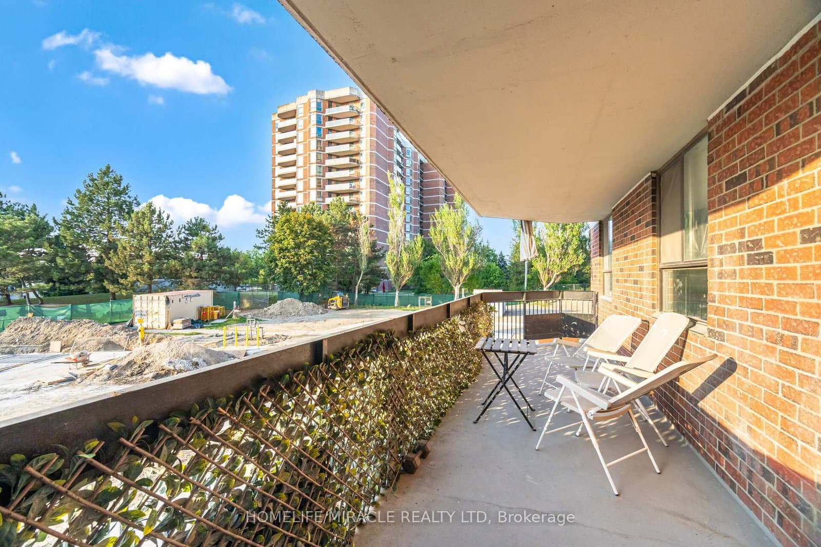 #208 - 236 Albion Road