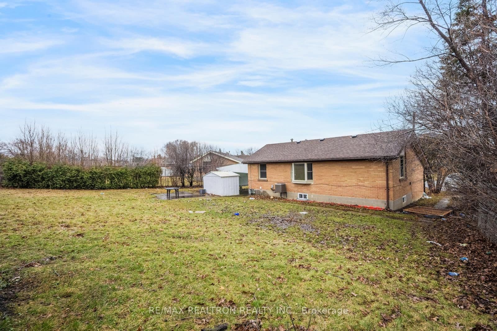 30 Lawrence Crescent thumbnail 45