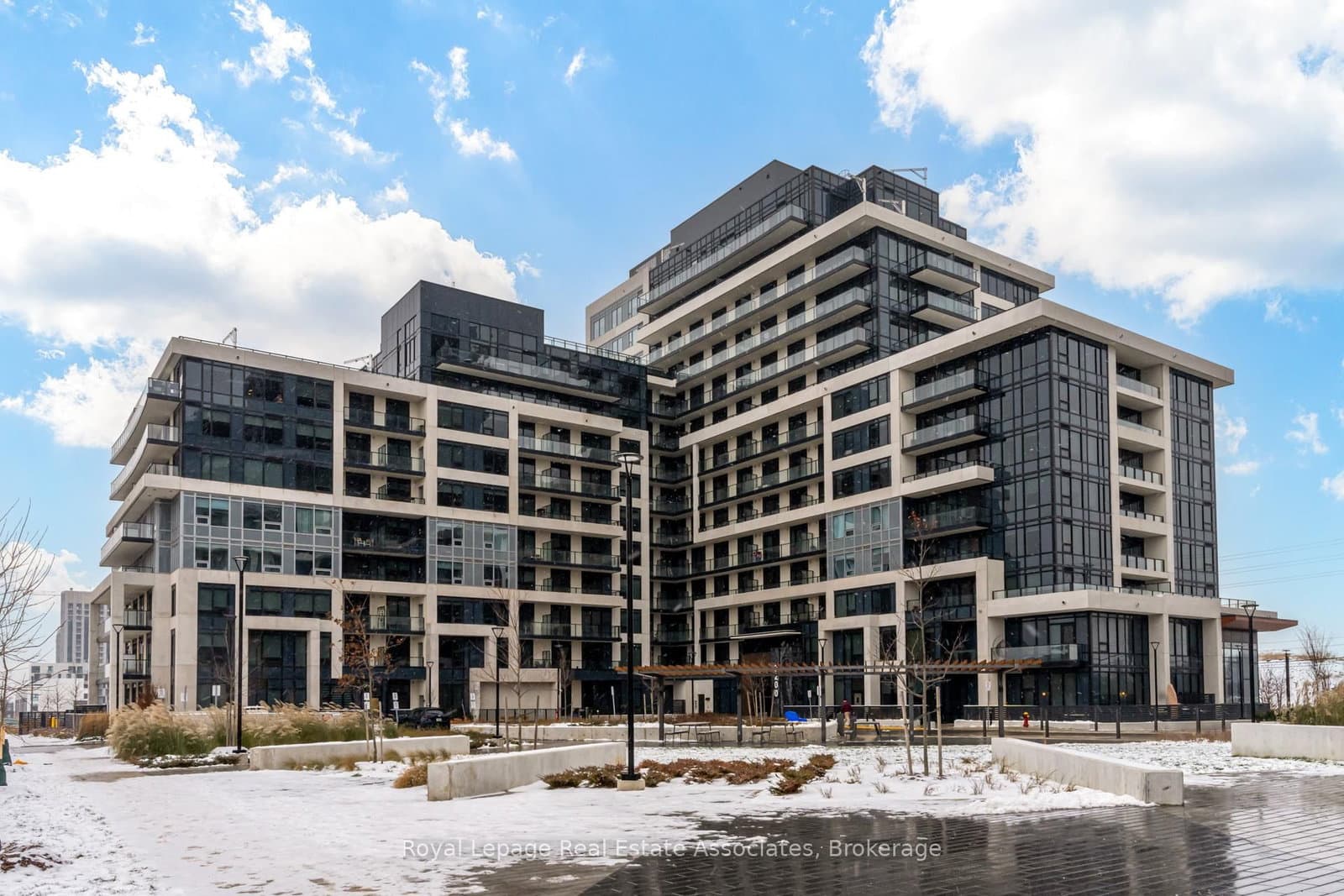 #407 - 3200 William Coltson Avenue