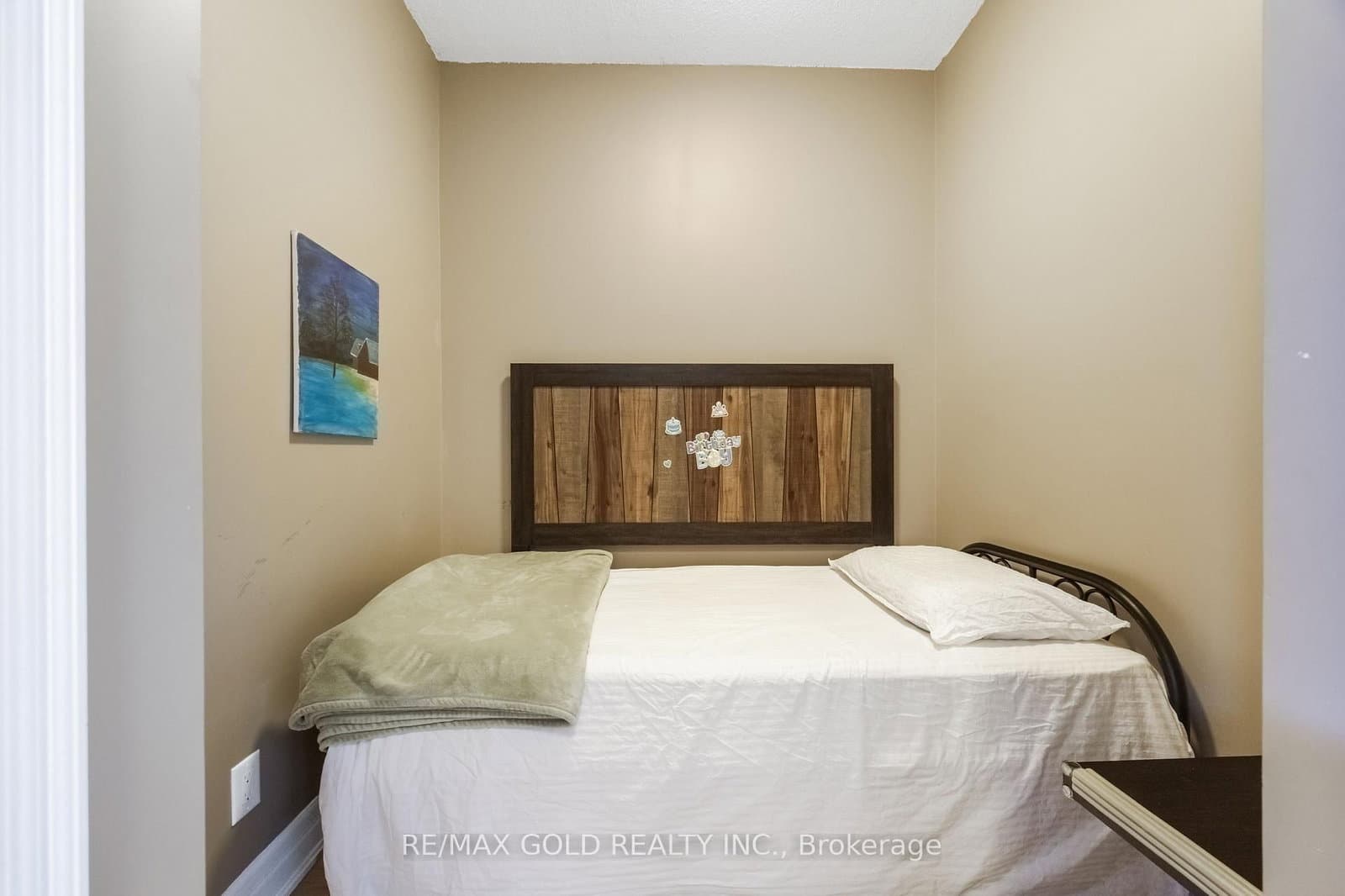 100 John Street, Unit 2407 thumbnail 24