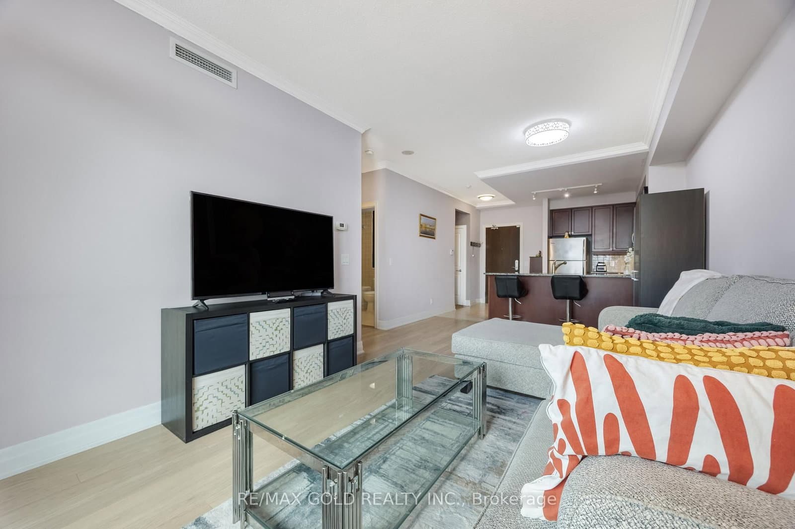 100 John Street, Unit 2407 thumbnail 29